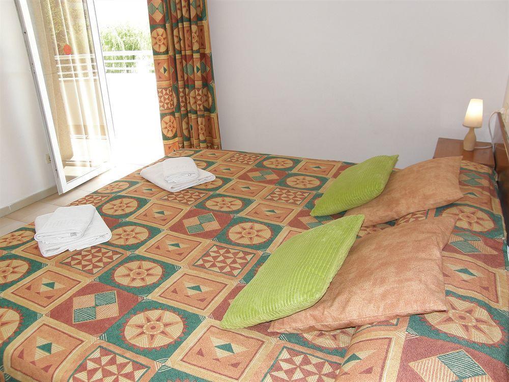 Apartamentos Miami Л'Эстартит Экстерьер фото