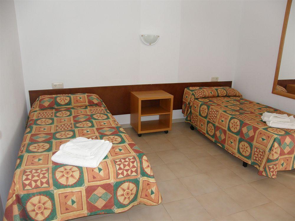 Apartamentos Miami Л'Эстартит Экстерьер фото
