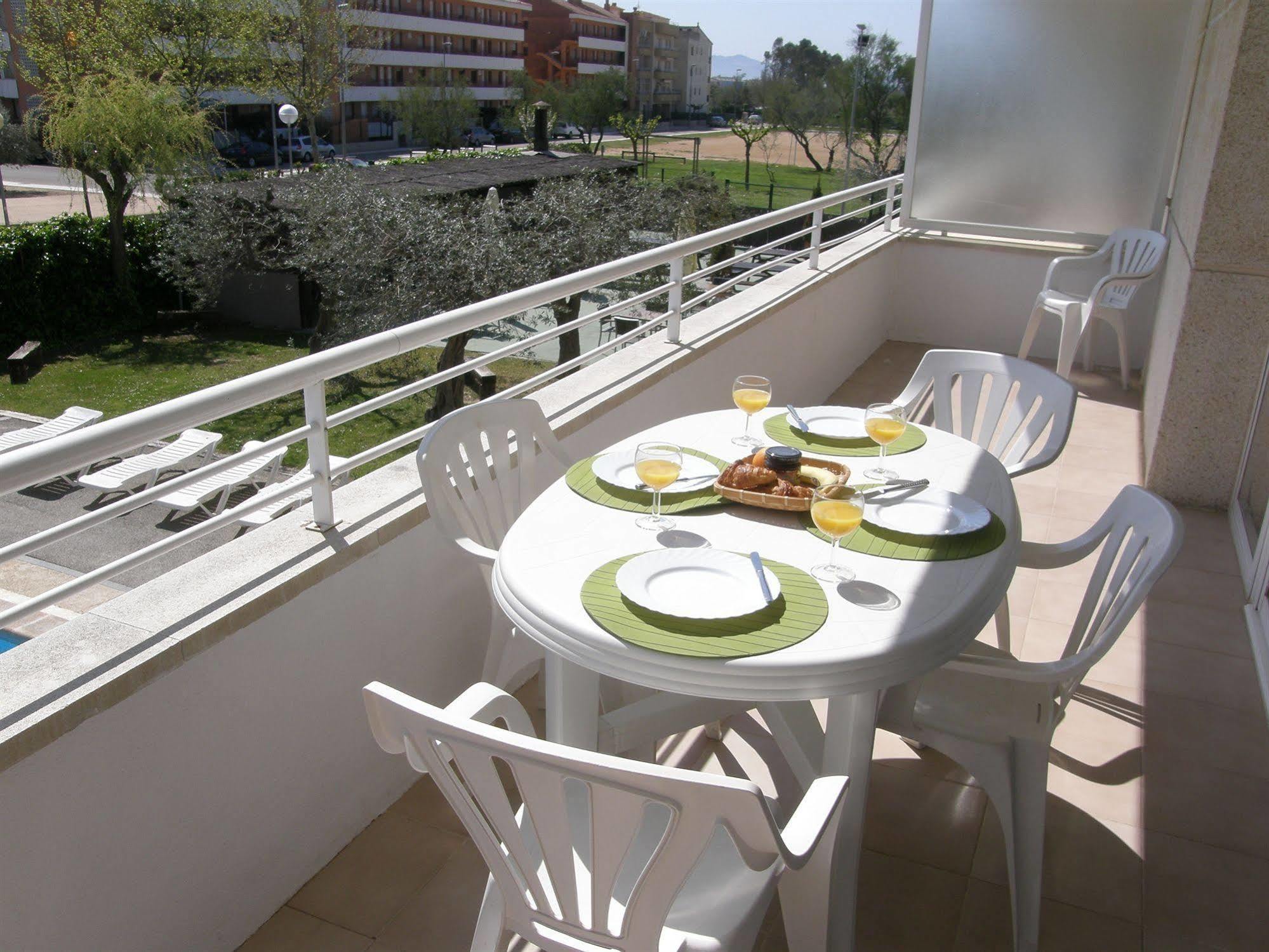Apartamentos Miami Л'Эстартит Экстерьер фото