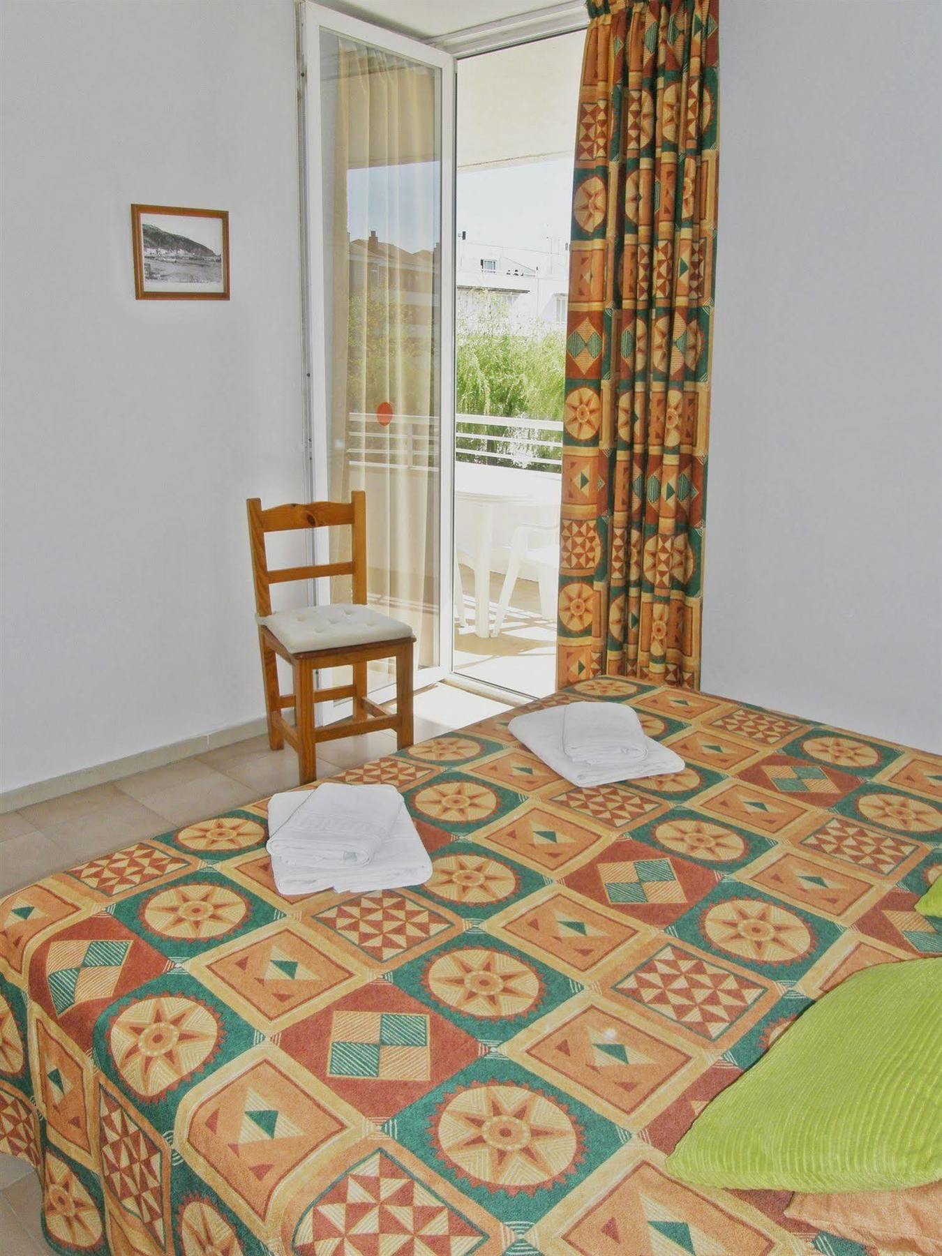Apartamentos Miami Л'Эстартит Экстерьер фото