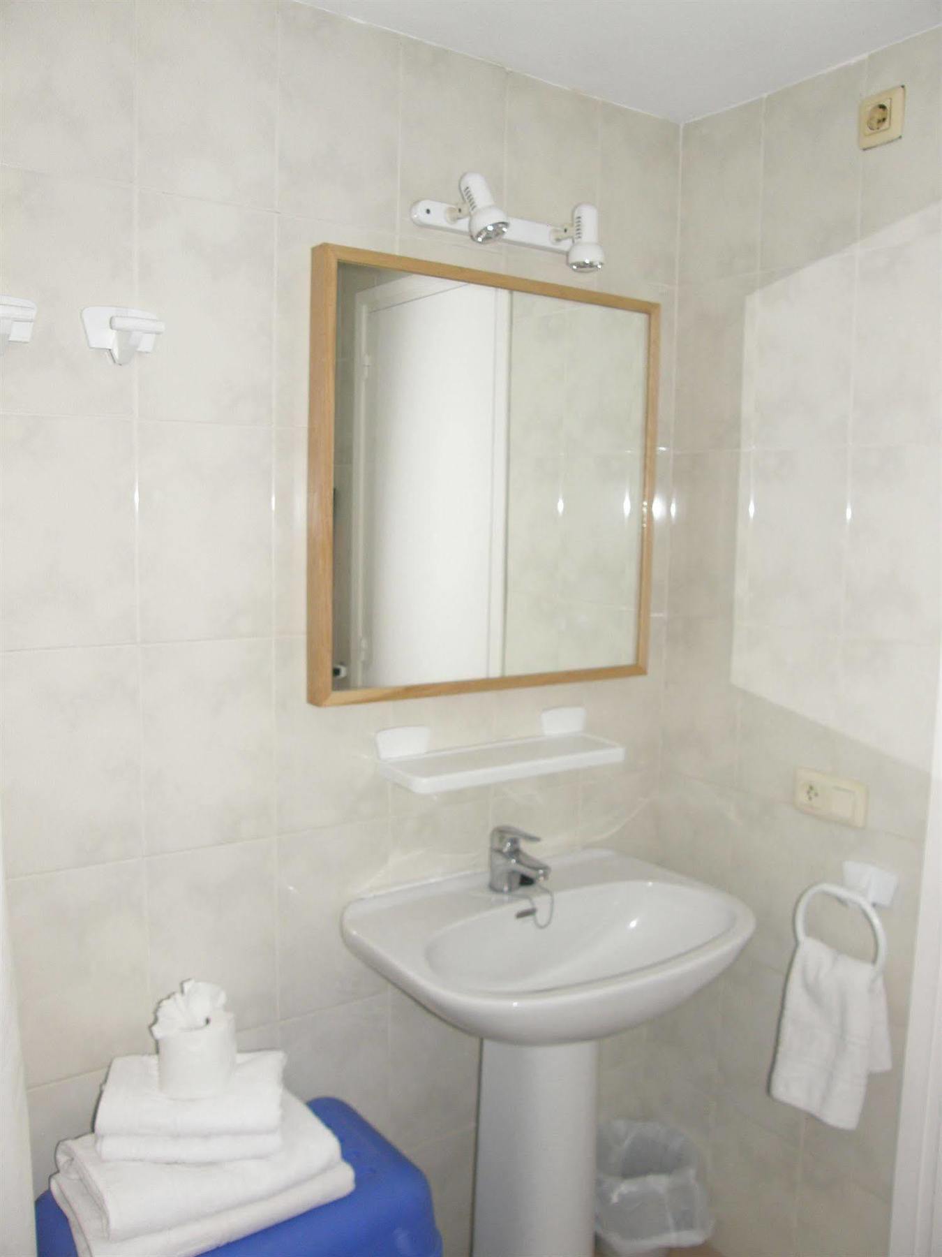 Apartamentos Miami Л'Эстартит Экстерьер фото