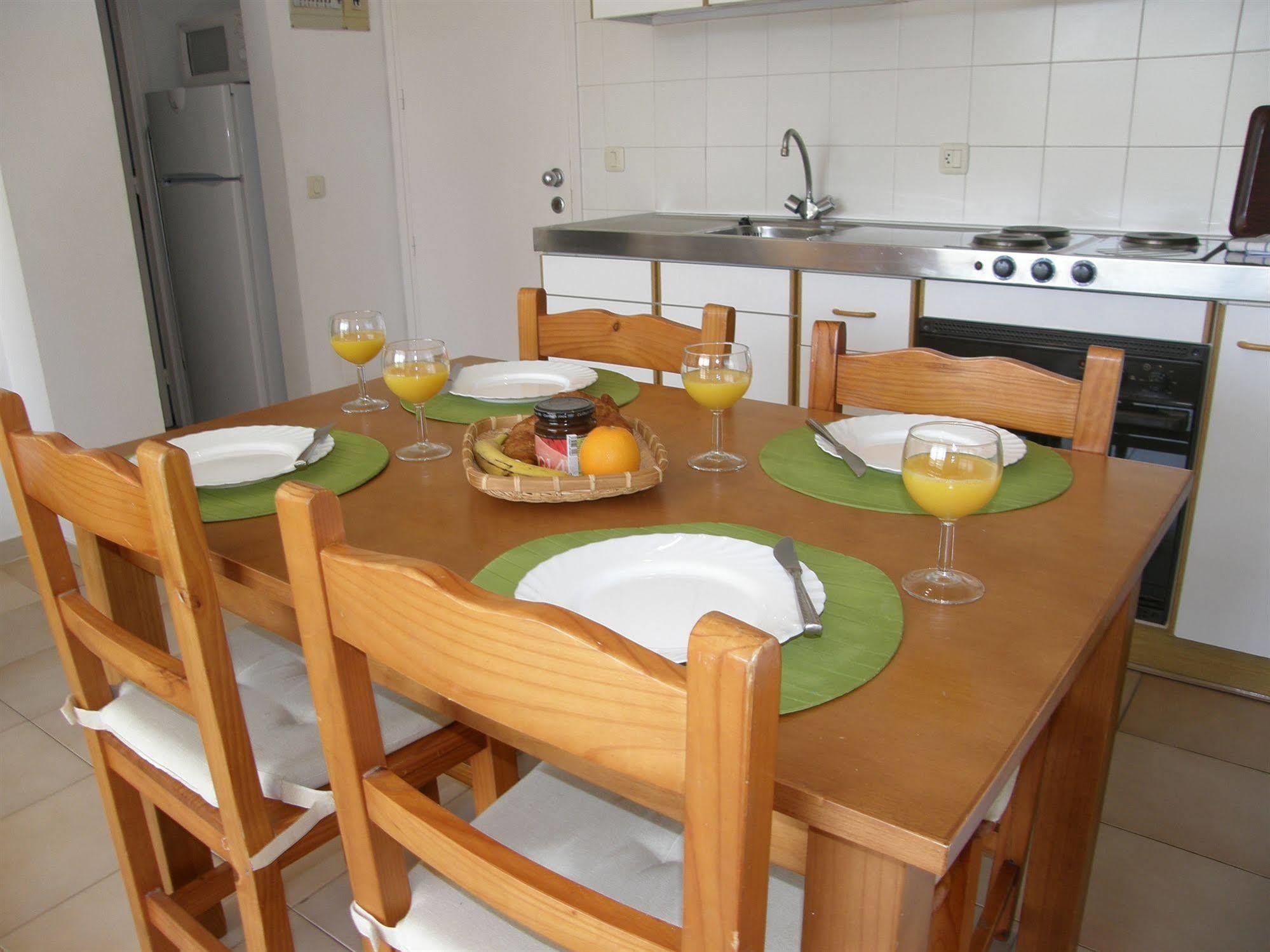 Apartamentos Miami Л'Эстартит Экстерьер фото
